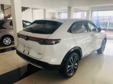 https://riyasewana.com/uploads/honda-vezel-z-2023-413145812143.jpg