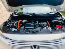 https://riyasewana.com/uploads/honda-vezel-z-2023-513123912834.jpg