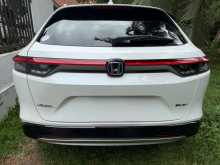 https://riyasewana.com/uploads/honda-vezel-z-2023-55560012473.jpg
