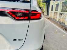 https://riyasewana.com/uploads/honda-vezel-z-2024-1122530912972.jpg