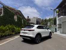 https://riyasewana.com/uploads/honda-vezel-z-2024-1214353612364.jpg