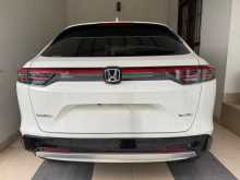 https://riyasewana.com/uploads/honda-vezel-z-2024-1610521613003.jpg