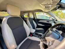 https://riyasewana.com/uploads/honda-vezel-z-2024-179335712084.jpg