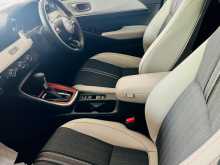 https://riyasewana.com/uploads/honda-vezel-z-2024-2120084712624.jpg