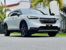 Honda Vezel Z Play Premium Moonroof 2024 SUV