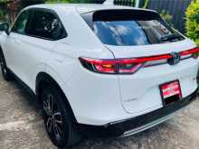 https://riyasewana.com/uploads/honda-vezel-z-2024-2819185812682.jpg