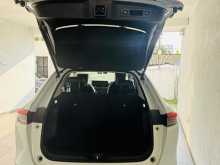 https://riyasewana.com/uploads/honda-vezel-z-2024-3019465112824.jpg