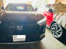 Honda Vezel Z Grade Black 2024 SUV
