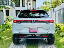 https://riyasewana.com/uploads/honda-vezel-z-2025-1013270812332.jpg