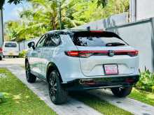 https://riyasewana.com/uploads/honda-vezel-z-2025-1013270812784.jpg