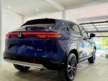 https://riyasewana.com/uploads/honda-vezel-z-2025-1321523812613.jpg