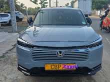 Honda Vezel Z Play Moonroof 2025 SUV