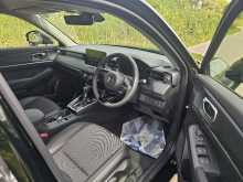 https://riyasewana.com/uploads/honda-vezel-z-2025-1417493312024.jpg