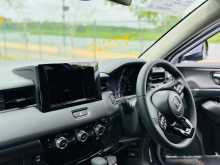 https://riyasewana.com/uploads/honda-vezel-z-2025-1713170612113.jpg
