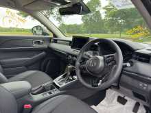 https://riyasewana.com/uploads/honda-vezel-z-2025-1717595312873.jpg
