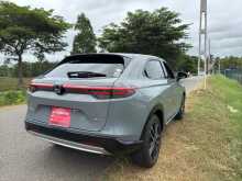 https://riyasewana.com/uploads/honda-vezel-z-2025-1717595312962.jpg