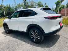 https://riyasewana.com/uploads/honda-vezel-z-2025-181310712744.jpg