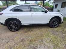https://riyasewana.com/uploads/honda-vezel-z-2025-19422312084.jpg