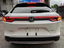 https://riyasewana.com/uploads/honda-vezel-z-2025-2119445512774.jpg