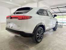 https://riyasewana.com/uploads/honda-vezel-z-2025-213105612872.jpg