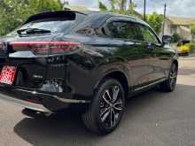 https://riyasewana.com/uploads/honda-vezel-z-2025-2310533112542.jpg