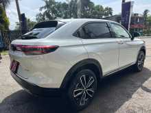https://riyasewana.com/uploads/honda-vezel-z-2025-2318200112873.jpg