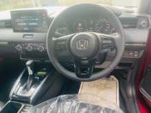 https://riyasewana.com/uploads/honda-vezel-z-2025-2410083712883.jpg
