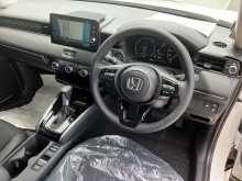 https://riyasewana.com/uploads/honda-vezel-z-2025-2510305512173.jpg