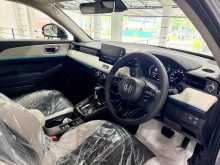 https://riyasewana.com/uploads/honda-vezel-z-2025-2812282612483.jpg