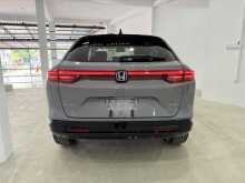 https://riyasewana.com/uploads/honda-vezel-z-2025-2812282612892.jpg