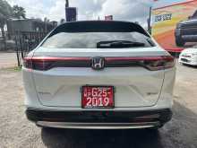 https://riyasewana.com/uploads/honda-vezel-z-2025-287125712694.jpg
