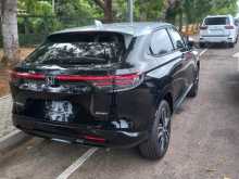 https://riyasewana.com/uploads/honda-vezel-z-2025-3116341212552.jpg