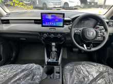 https://riyasewana.com/uploads/honda-vezel-z-2025-37431812924.jpg