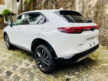 https://riyasewana.com/uploads/honda-vezel-z-2025-39222312212.jpg