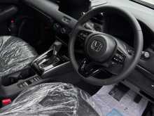 https://riyasewana.com/uploads/honda-vezel-z-2025-413492512792.jpg
