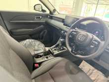https://riyasewana.com/uploads/honda-vezel-z-2025-419162412084.jpg
