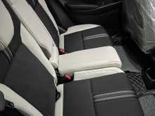 https://riyasewana.com/uploads/honda-vezel-z-2025-616103012414.jpg