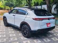 https://riyasewana.com/uploads/honda-vezel-z-2025-810353012662.jpg