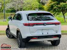 https://riyasewana.com/uploads/honda-vezel-z-2104741623.jpg