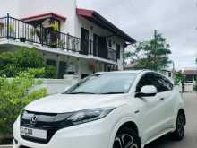 Honda Vezel Z Sensing 2014 SUV