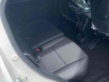 https://riyasewana.com/uploads/honda-vezel-z-2111303324511.jpg
