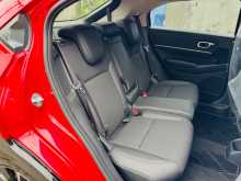 https://riyasewana.com/uploads/honda-vezel-z-21114643246.jpg