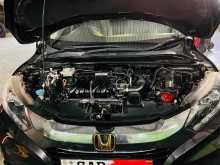 https://riyasewana.com/uploads/honda-vezel-z-2111520422343.jpg