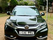 https://riyasewana.com/uploads/honda-vezel-z-211232917575.jpg