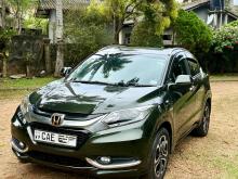 https://riyasewana.com/uploads/honda-vezel-z-211232917882.jpg