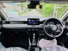 https://riyasewana.com/uploads/honda-vezel-z-21124117993.jpg