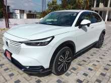 https://riyasewana.com/uploads/honda-vezel-z-21140334043.jpg