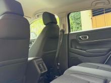 https://riyasewana.com/uploads/honda-vezel-z-211412924533.jpg