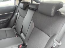 https://riyasewana.com/uploads/honda-vezel-z-2115032417305.jpg