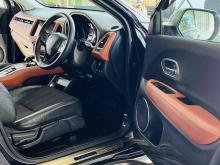 https://riyasewana.com/uploads/honda-vezel-z-2115411524512.jpg